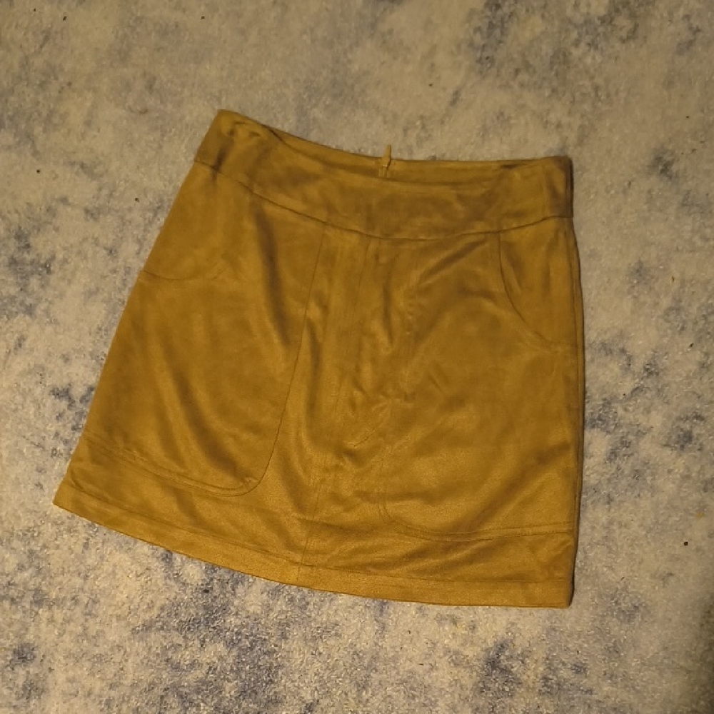 Harlowe & Graham | Mustard Pencil Skirt